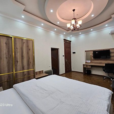 Hotel Sharq Душанбе Екстериор снимка