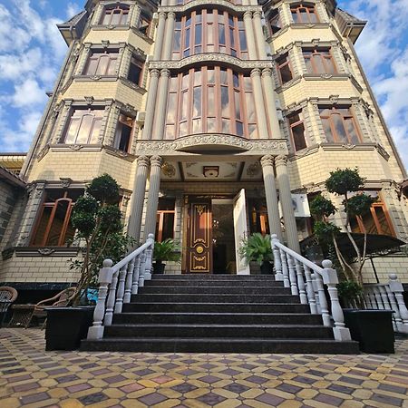 Hotel Sharq Душанбе Екстериор снимка
