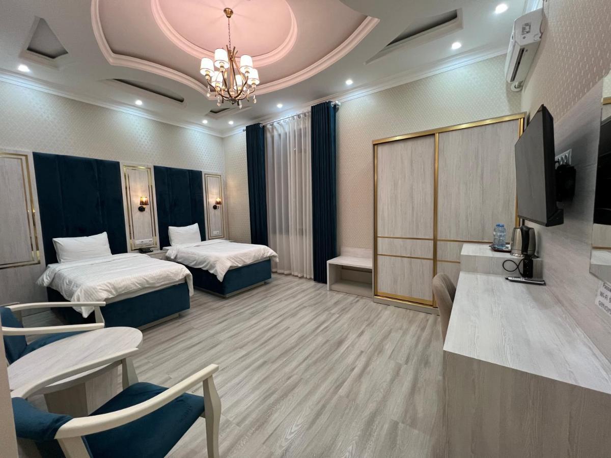 Hotel Sharq Душанбе Екстериор снимка