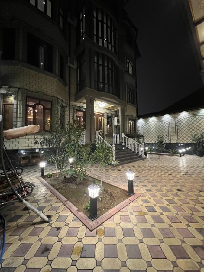 Hotel Sharq Душанбе Екстериор снимка