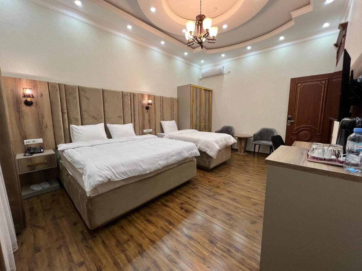 Hotel Sharq Душанбе Екстериор снимка