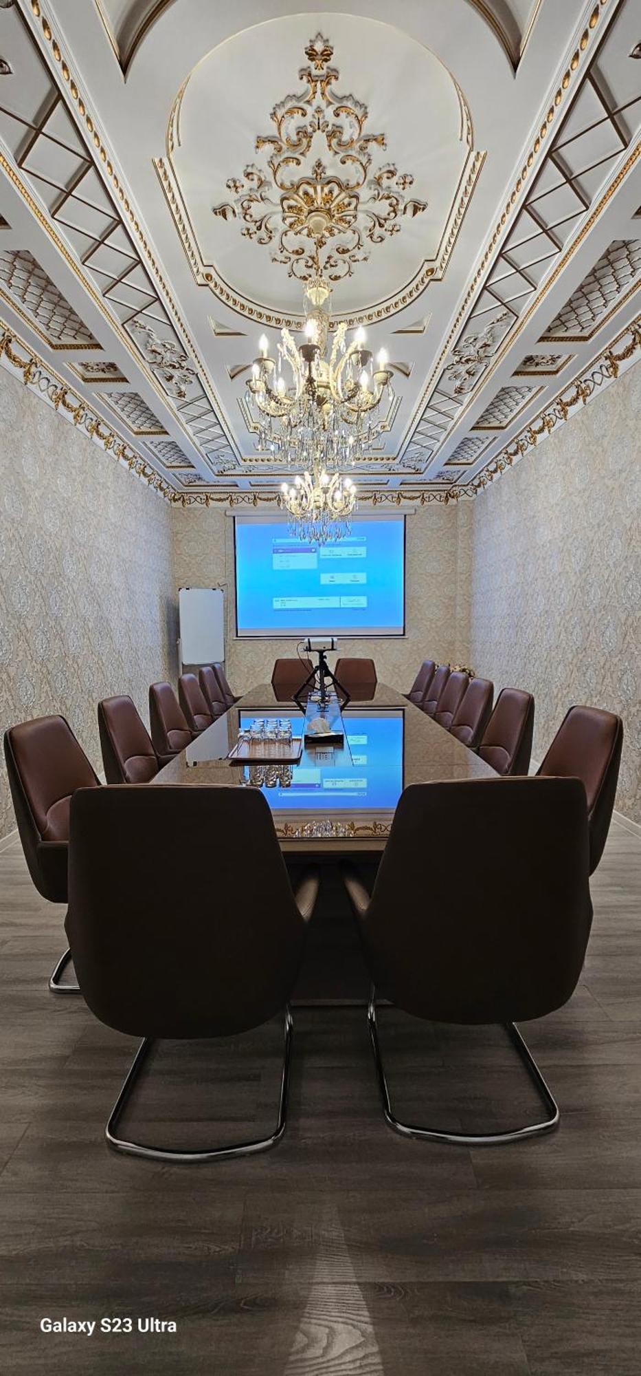 Hotel Sharq Душанбе Екстериор снимка